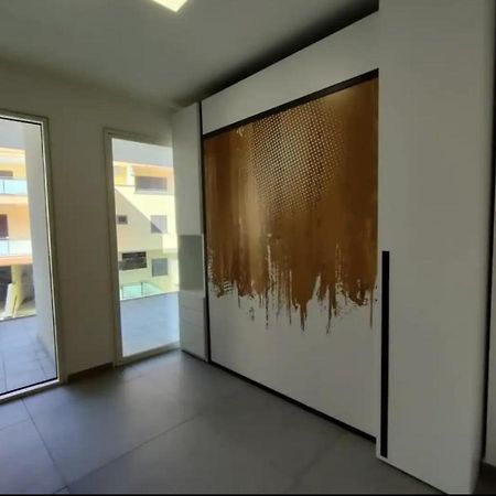 Modern And Spacious Appartement With Beach View. Gallipoli Kültér fotó