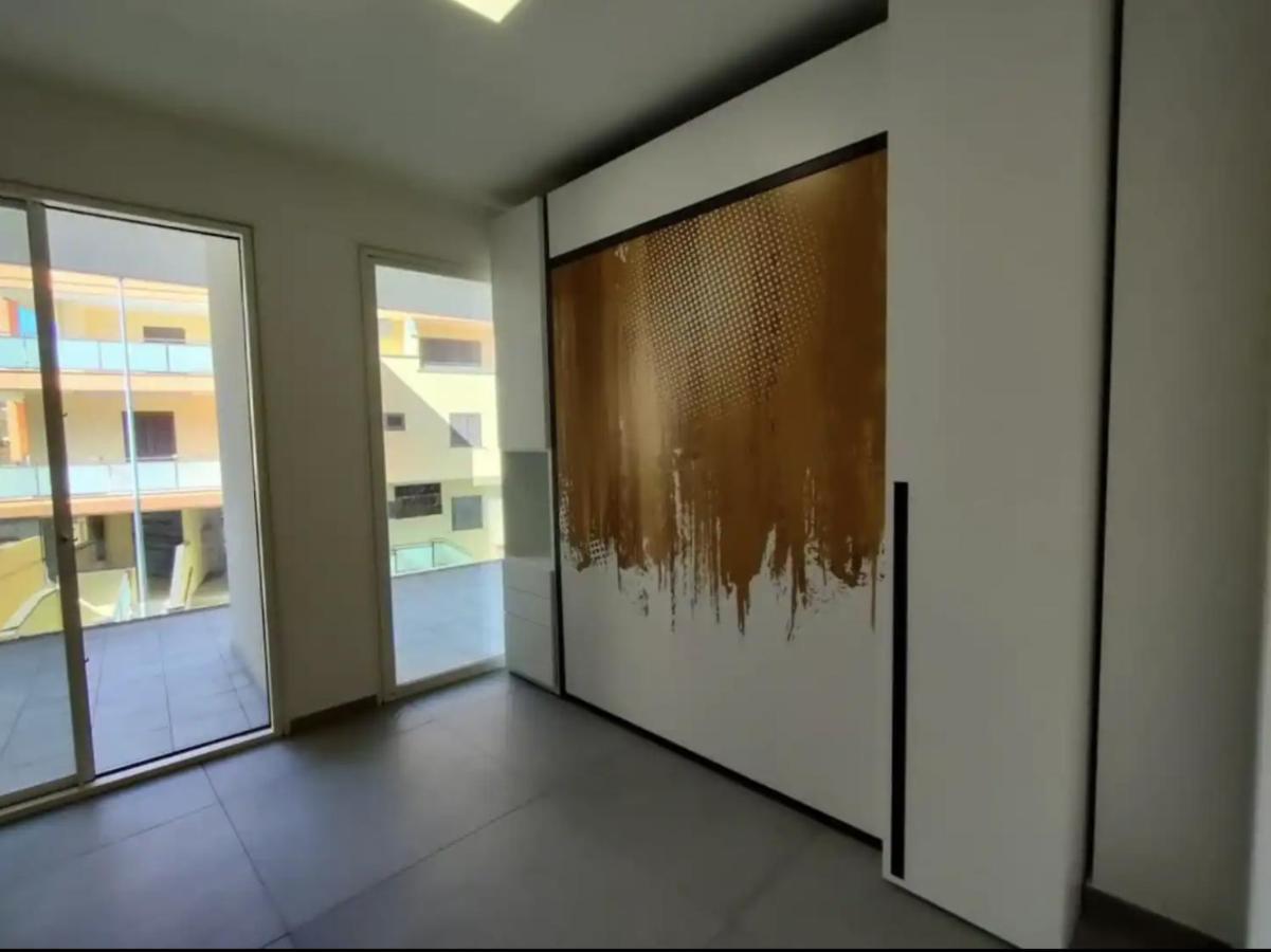 Modern And Spacious Appartement With Beach View. Gallipoli Kültér fotó